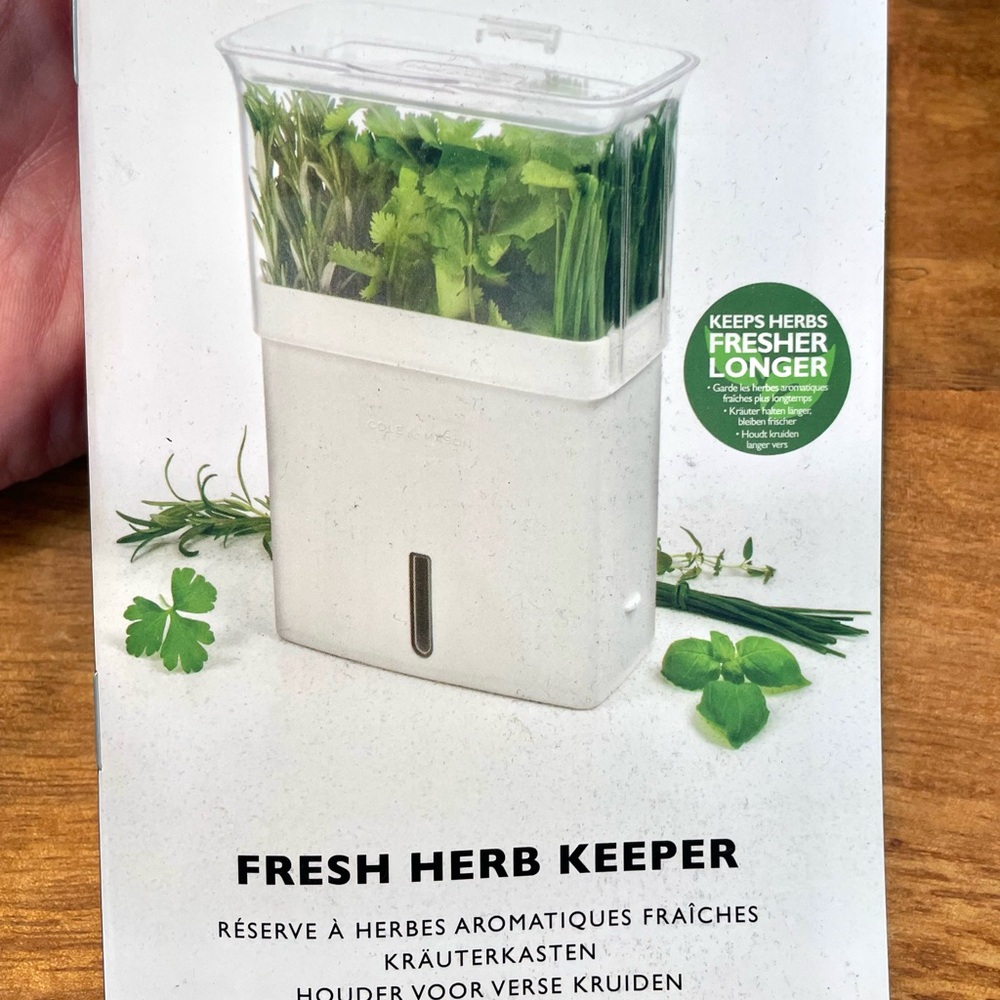 NWT Cole & Mason Fresh Herb Keeper